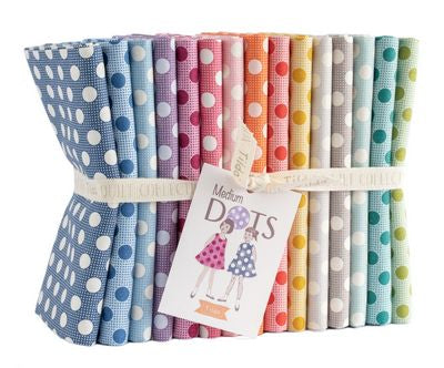 Tilda Medium Dots Fat Quarter Bundle - 15 Pieces